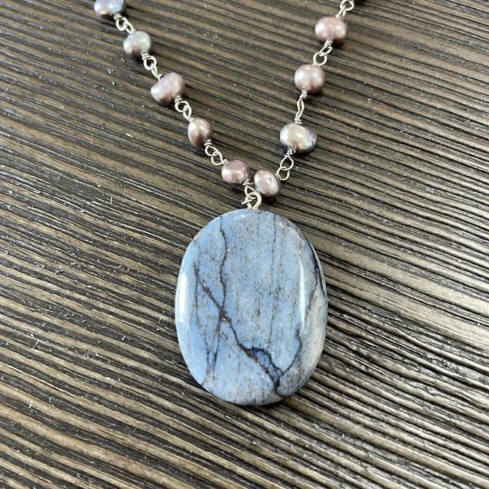 N/A beaded stone